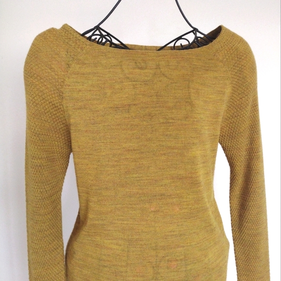 Ann Taylor Loft Fine Knit Yellow Gold | Green Jewel-Tone Sweater XS - Picture 2 of 13